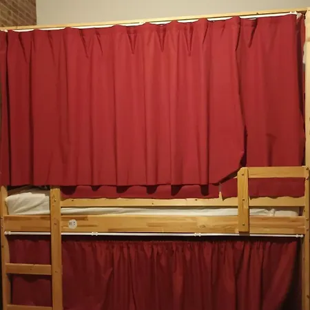 In Bb - Bed 12 In A 6-bed Mixed * Sintra